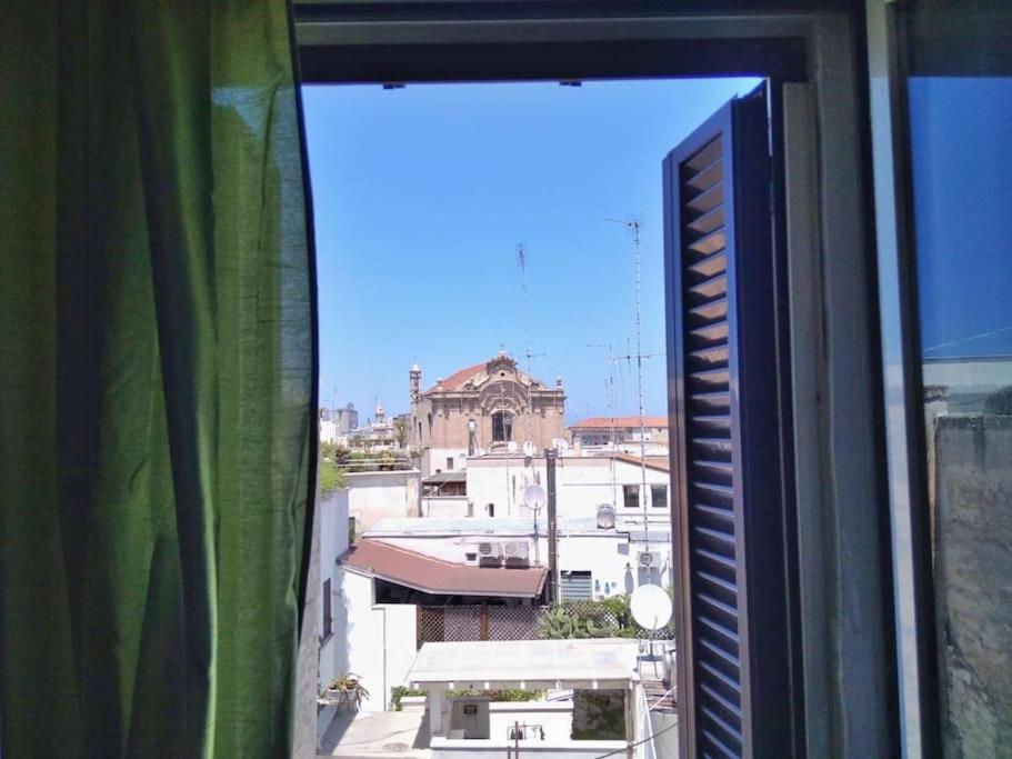 A Flat With A View In The Heart Of The Old Town Bari Exterior foto