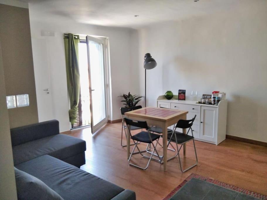 A Flat With A View In The Heart Of The Old Town Bari Exterior foto